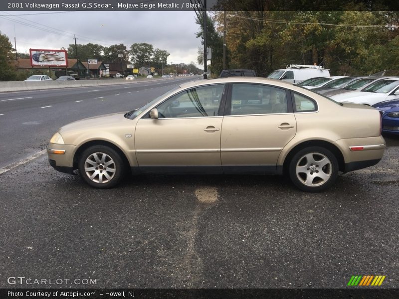 Mojave Beige Metallic / Black 2001 Volkswagen Passat GLS Sedan