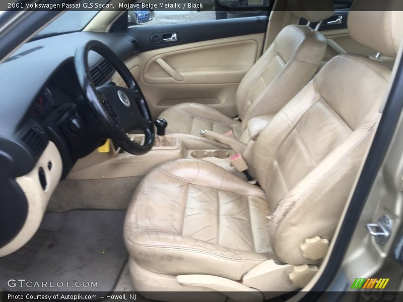 Mojave Beige Metallic / Black 2001 Volkswagen Passat GLS Sedan