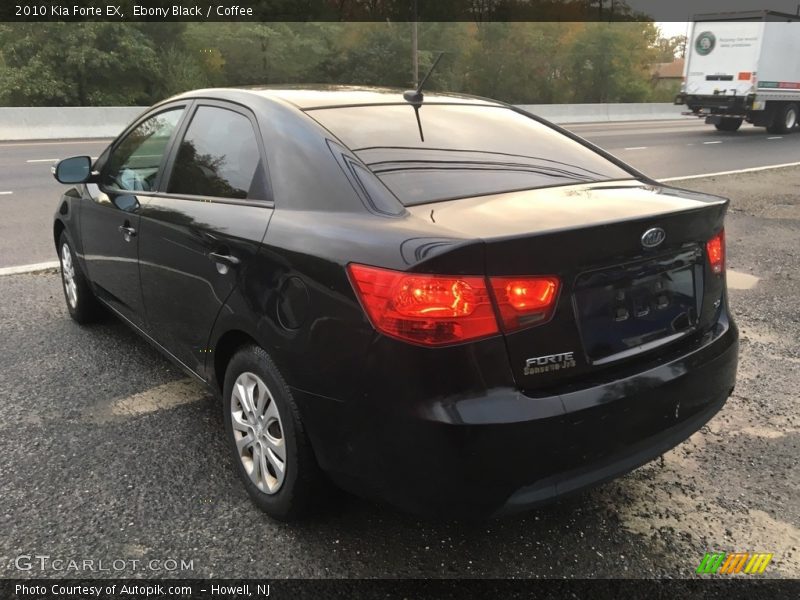 Ebony Black / Coffee 2010 Kia Forte EX