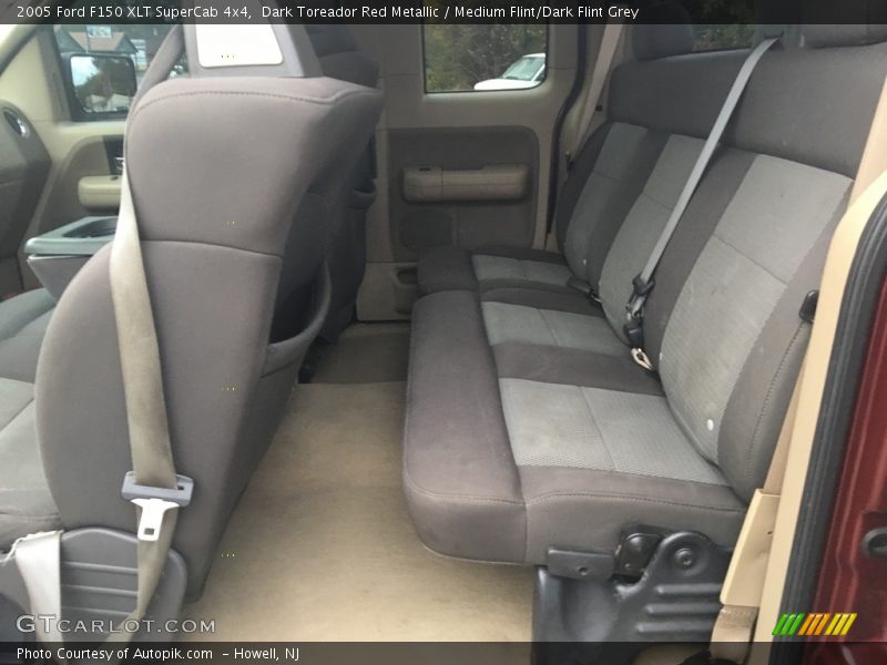 Dark Toreador Red Metallic / Medium Flint/Dark Flint Grey 2005 Ford F150 XLT SuperCab 4x4