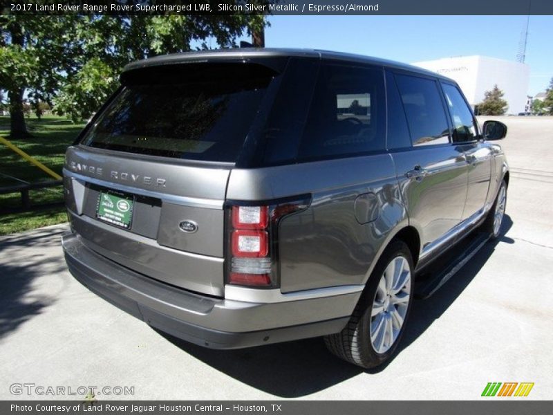 Silicon Silver Metallic / Espresso/Almond 2017 Land Rover Range Rover Supercharged LWB