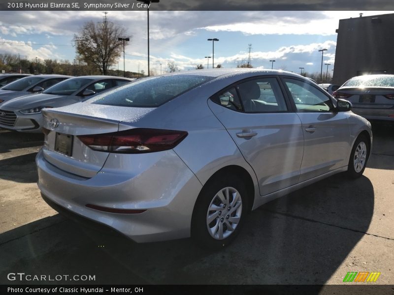 Symphony Silver / Gray 2018 Hyundai Elantra SE