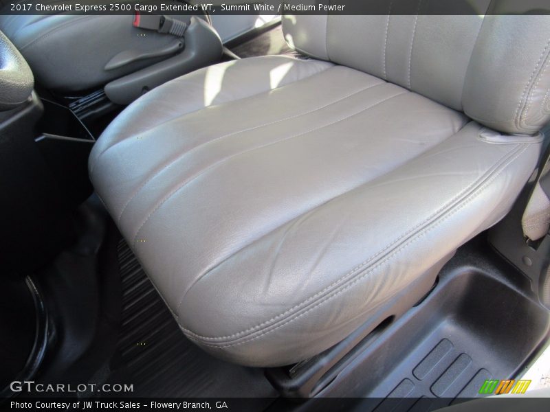 Summit White / Medium Pewter 2017 Chevrolet Express 2500 Cargo Extended WT
