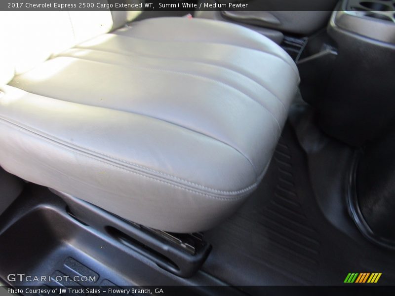 Summit White / Medium Pewter 2017 Chevrolet Express 2500 Cargo Extended WT