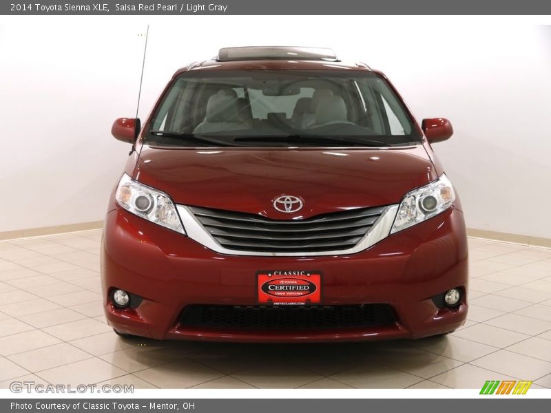 Salsa Red Pearl / Light Gray 2014 Toyota Sienna XLE