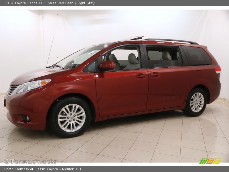 Salsa Red Pearl / Light Gray 2014 Toyota Sienna XLE