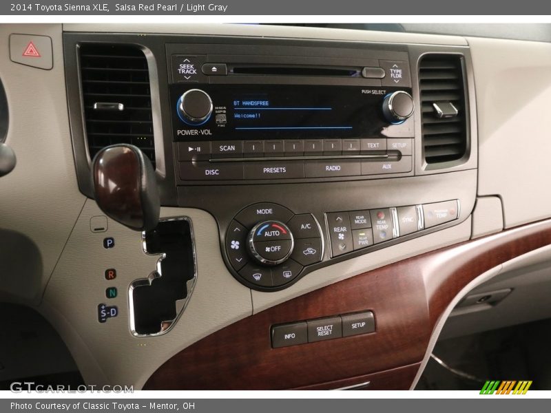 Salsa Red Pearl / Light Gray 2014 Toyota Sienna XLE