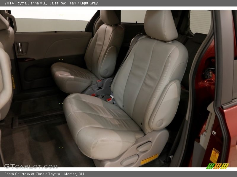 Salsa Red Pearl / Light Gray 2014 Toyota Sienna XLE