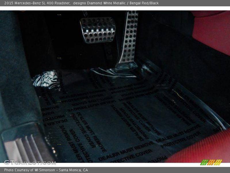 designo Diamond White Metallic / Bengal Red/Black 2015 Mercedes-Benz SL 400 Roadster