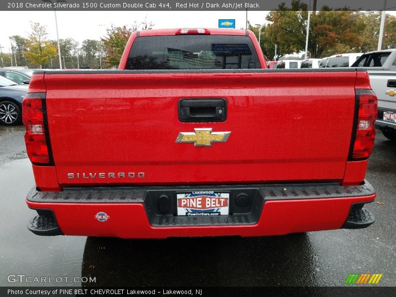 Red Hot / Dark Ash/Jet Black 2018 Chevrolet Silverado 1500 Custom Double Cab 4x4