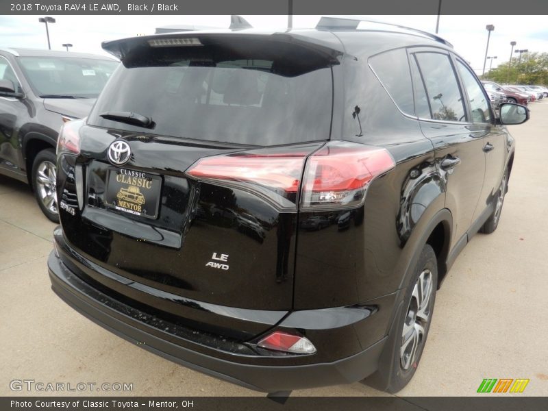 Black / Black 2018 Toyota RAV4 LE AWD