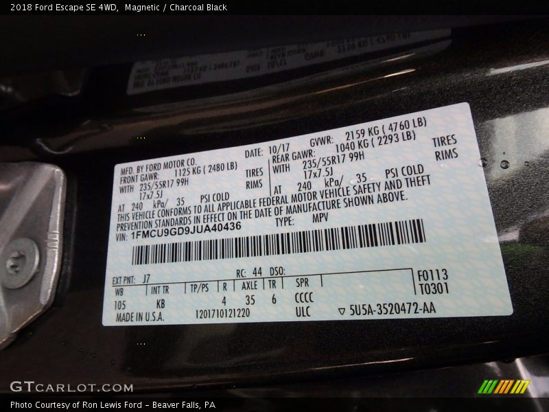 Magnetic / Charcoal Black 2018 Ford Escape SE 4WD