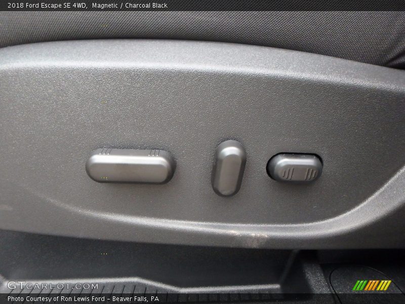 Magnetic / Charcoal Black 2018 Ford Escape SE 4WD