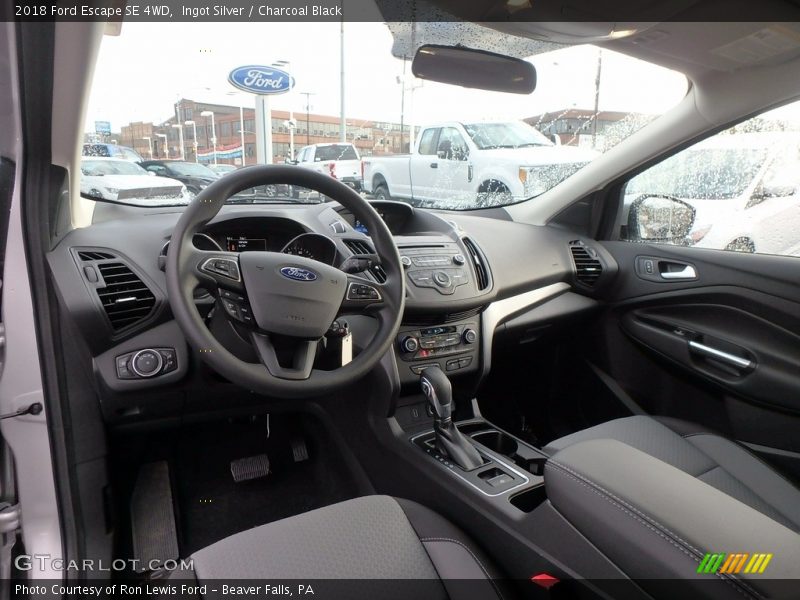  2018 Escape SE 4WD Charcoal Black Interior