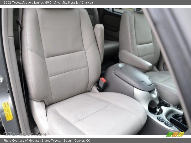 Silver Sky Metallic / Charcoal 2002 Toyota Sequoia Limited 4WD