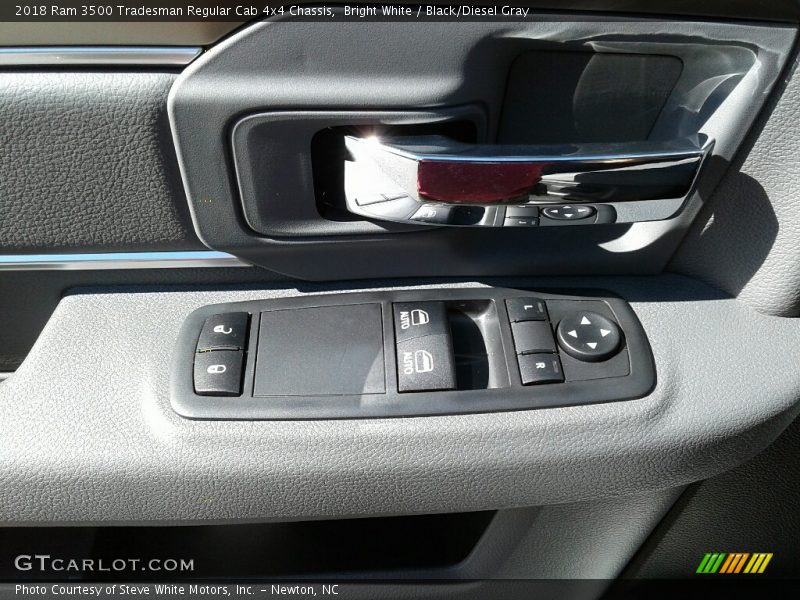 Bright White / Black/Diesel Gray 2018 Ram 3500 Tradesman Regular Cab 4x4 Chassis