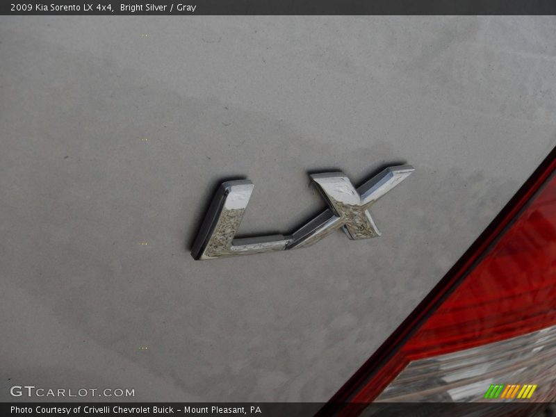 Bright Silver / Gray 2009 Kia Sorento LX 4x4