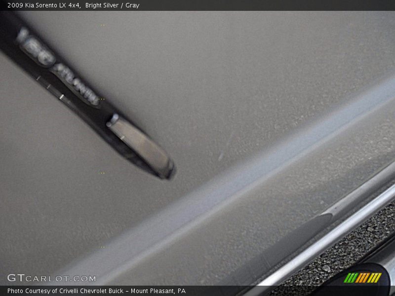 Bright Silver / Gray 2009 Kia Sorento LX 4x4