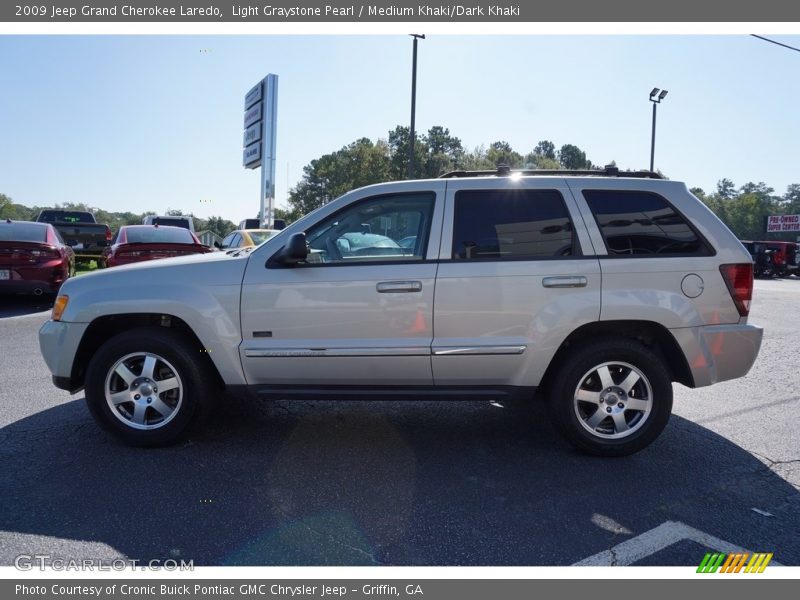 Light Graystone Pearl / Medium Khaki/Dark Khaki 2009 Jeep Grand Cherokee Laredo