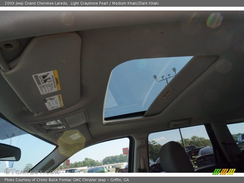 Light Graystone Pearl / Medium Khaki/Dark Khaki 2009 Jeep Grand Cherokee Laredo