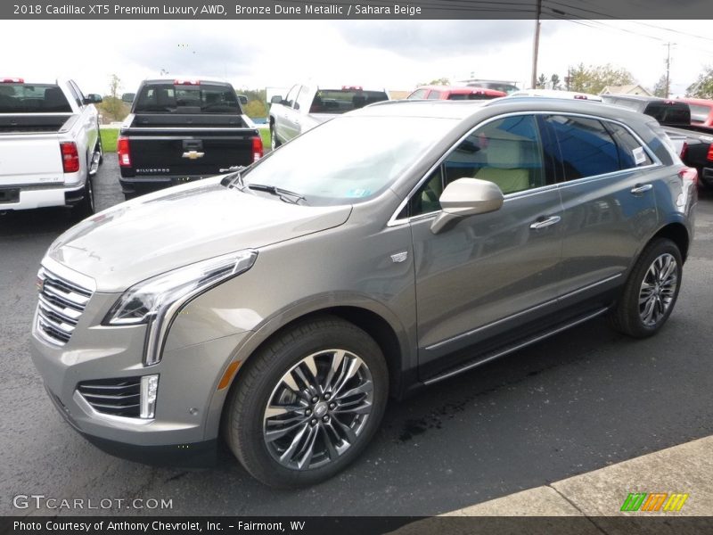 Front 3/4 View of 2018 XT5 Premium Luxury AWD