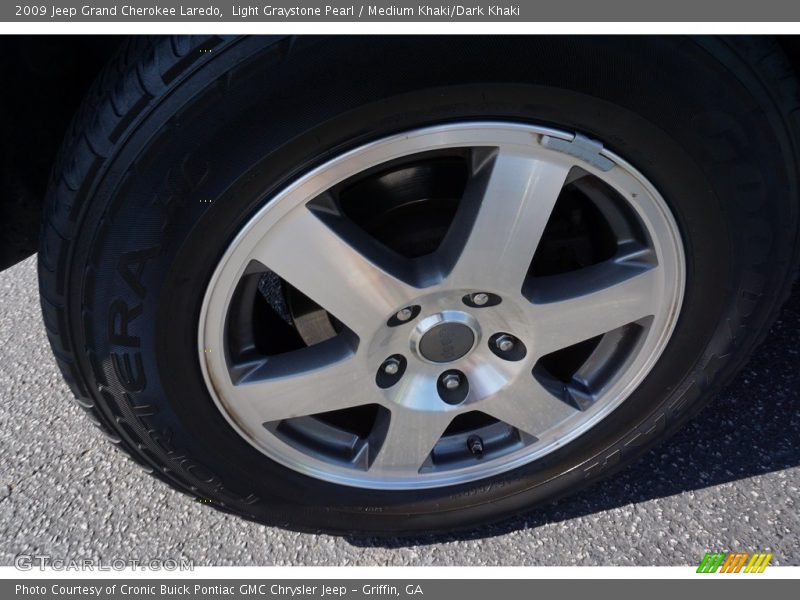 Light Graystone Pearl / Medium Khaki/Dark Khaki 2009 Jeep Grand Cherokee Laredo