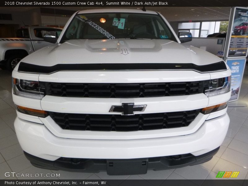 Summit White / Dark Ash/Jet Black 2018 Chevrolet Silverado 1500 Custom Crew Cab 4x4