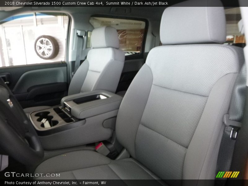 Summit White / Dark Ash/Jet Black 2018 Chevrolet Silverado 1500 Custom Crew Cab 4x4