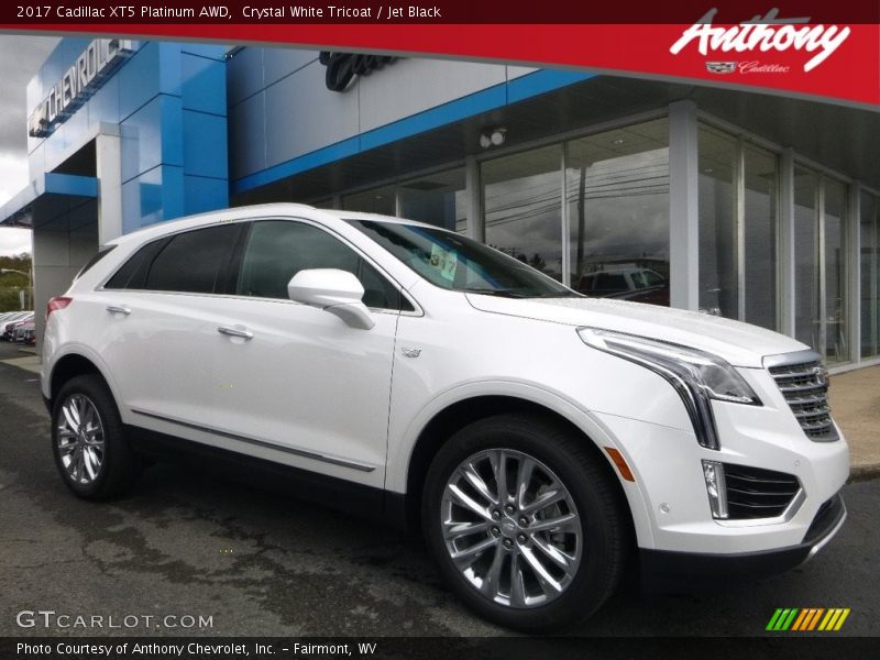 Crystal White Tricoat / Jet Black 2017 Cadillac XT5 Platinum AWD