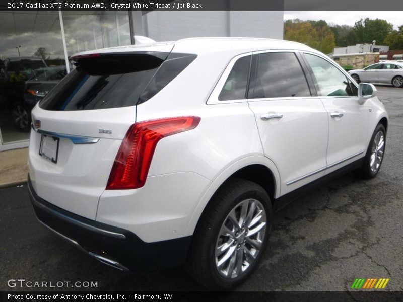 Crystal White Tricoat / Jet Black 2017 Cadillac XT5 Platinum AWD