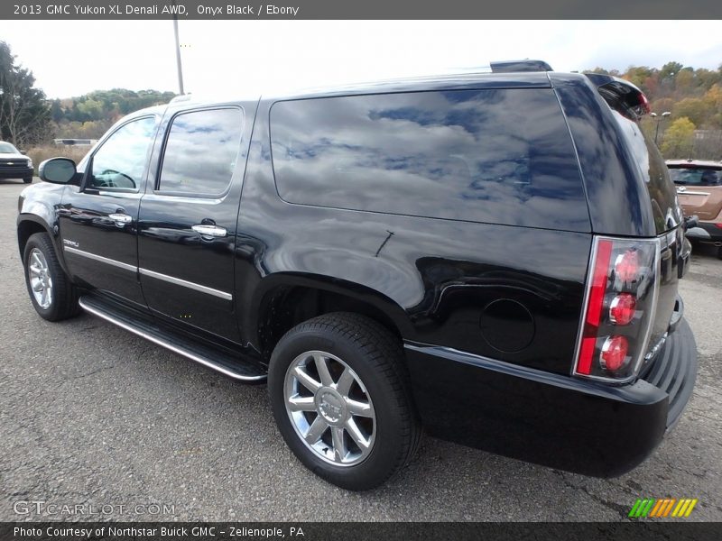 Onyx Black / Ebony 2013 GMC Yukon XL Denali AWD