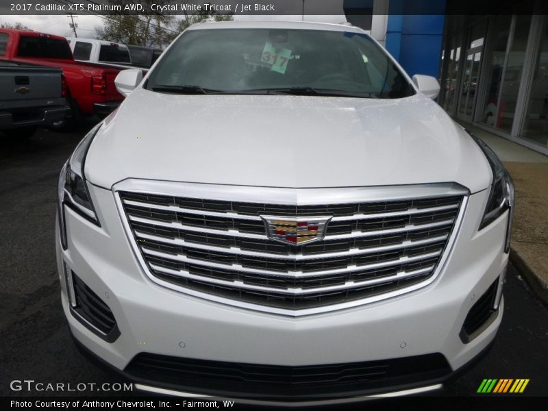 Crystal White Tricoat / Jet Black 2017 Cadillac XT5 Platinum AWD