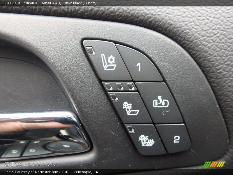 Onyx Black / Ebony 2013 GMC Yukon XL Denali AWD