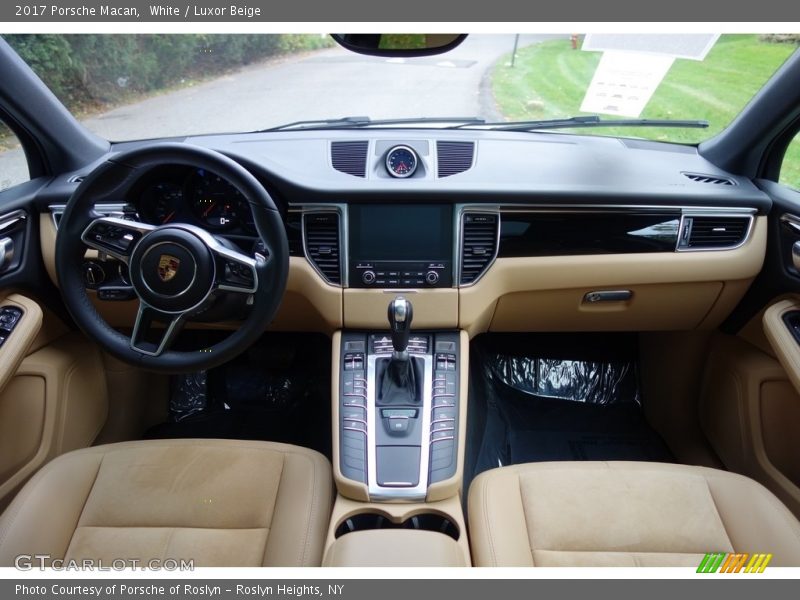Dashboard of 2017 Macan 