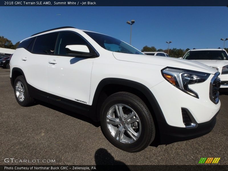 Front 3/4 View of 2018 Terrain SLE AWD