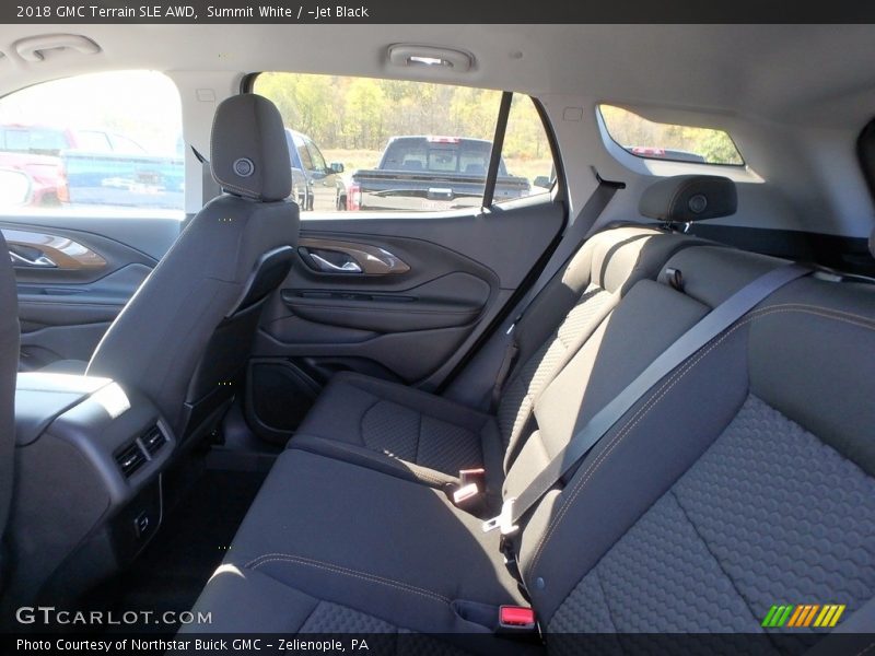 Summit White / ­Jet Black 2018 GMC Terrain SLE AWD