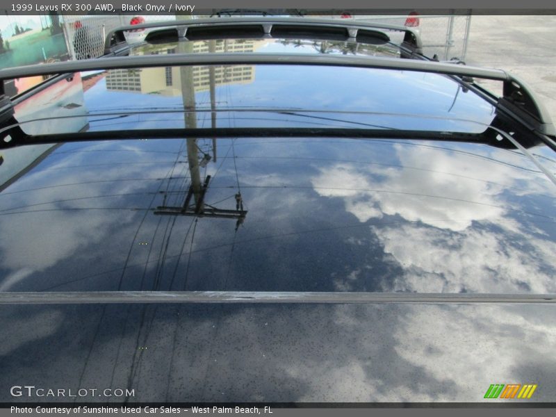 Black Onyx / Ivory 1999 Lexus RX 300 AWD