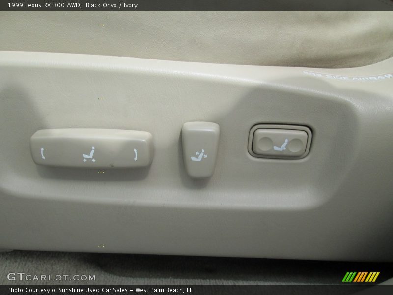 Black Onyx / Ivory 1999 Lexus RX 300 AWD