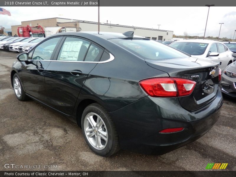 Graphite Metallic / Jet Black 2018 Chevrolet Cruze LT