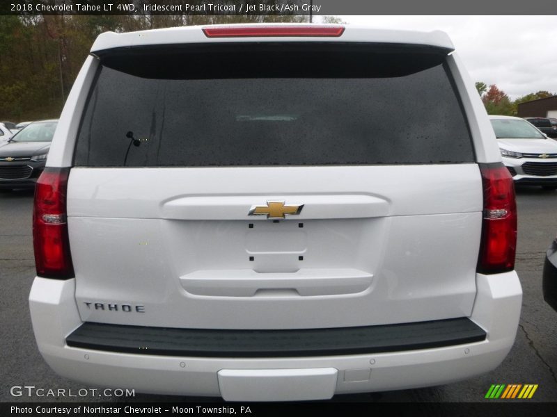 Iridescent Pearl Tricoat / Jet Black/Ash Gray 2018 Chevrolet Tahoe LT 4WD