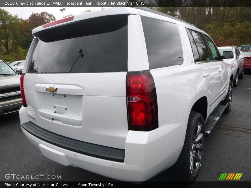 Iridescent Pearl Tricoat / Jet Black/Ash Gray 2018 Chevrolet Tahoe LT 4WD