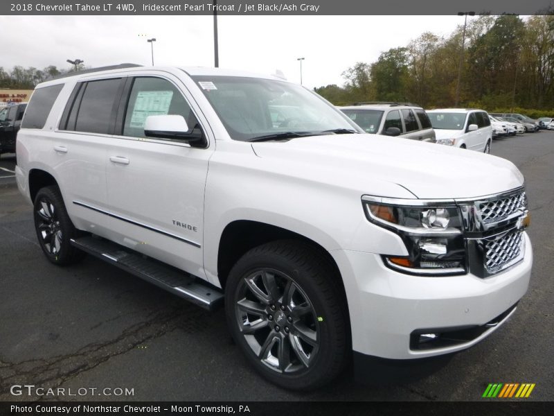 Iridescent Pearl Tricoat / Jet Black/Ash Gray 2018 Chevrolet Tahoe LT 4WD