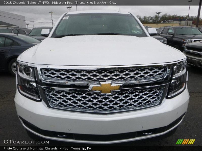 Iridescent Pearl Tricoat / Jet Black/Ash Gray 2018 Chevrolet Tahoe LT 4WD