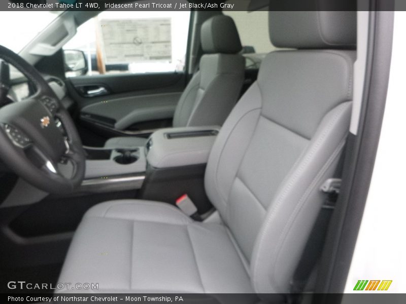 Iridescent Pearl Tricoat / Jet Black/Ash Gray 2018 Chevrolet Tahoe LT 4WD
