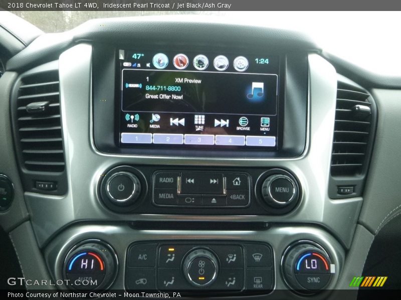 Iridescent Pearl Tricoat / Jet Black/Ash Gray 2018 Chevrolet Tahoe LT 4WD