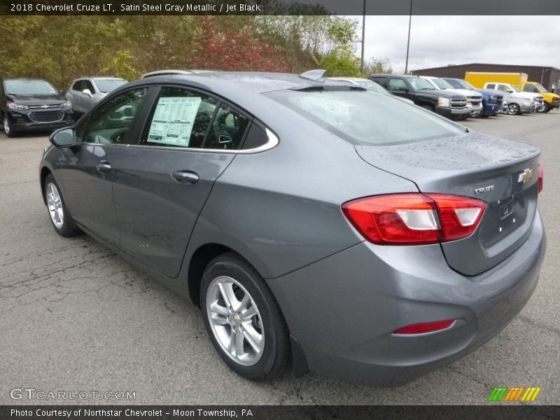 Satin Steel Gray Metallic / Jet Black 2018 Chevrolet Cruze LT