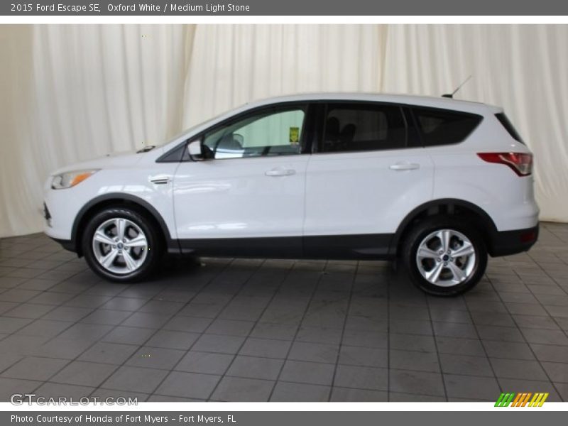 Oxford White / Medium Light Stone 2015 Ford Escape SE