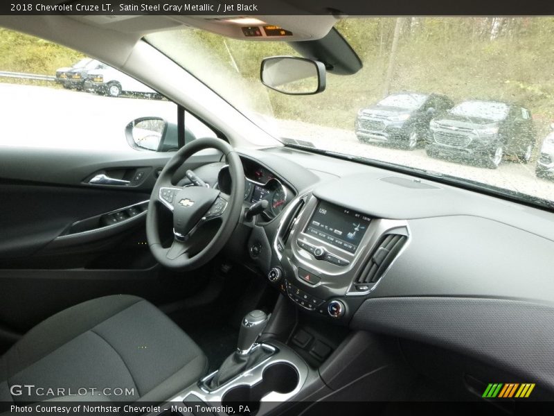 Satin Steel Gray Metallic / Jet Black 2018 Chevrolet Cruze LT