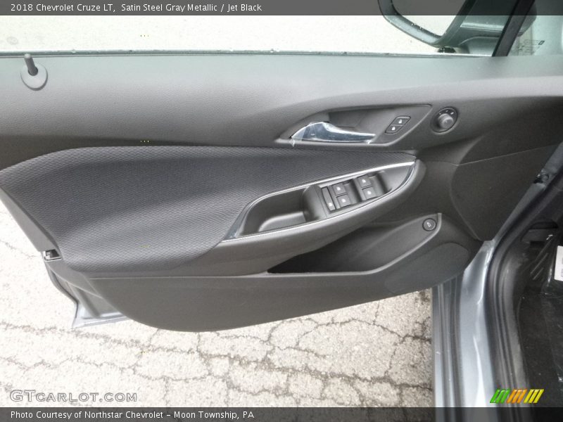 Satin Steel Gray Metallic / Jet Black 2018 Chevrolet Cruze LT