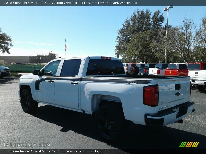 Summit White / Dark Ash/Jet Black 2018 Chevrolet Silverado 1500 Custom Crew Cab 4x4